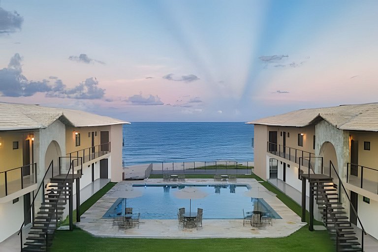 Lujo a pie de playa piscina vista al mar y Pipa/Ocean Breeze